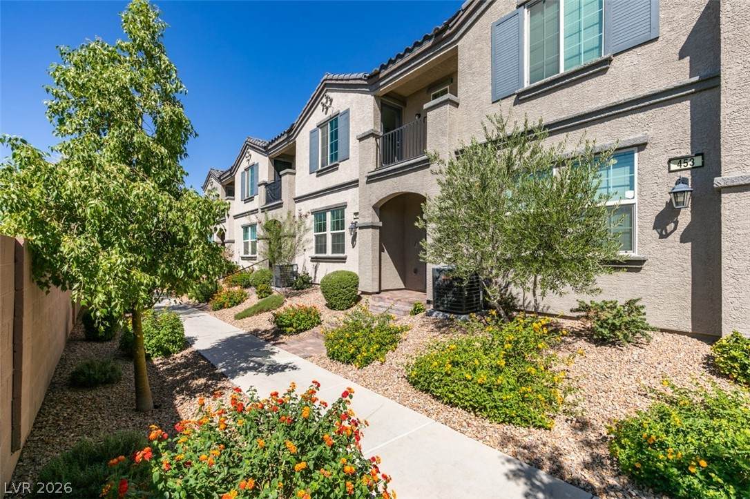 451 Filaree Place - Photo 1