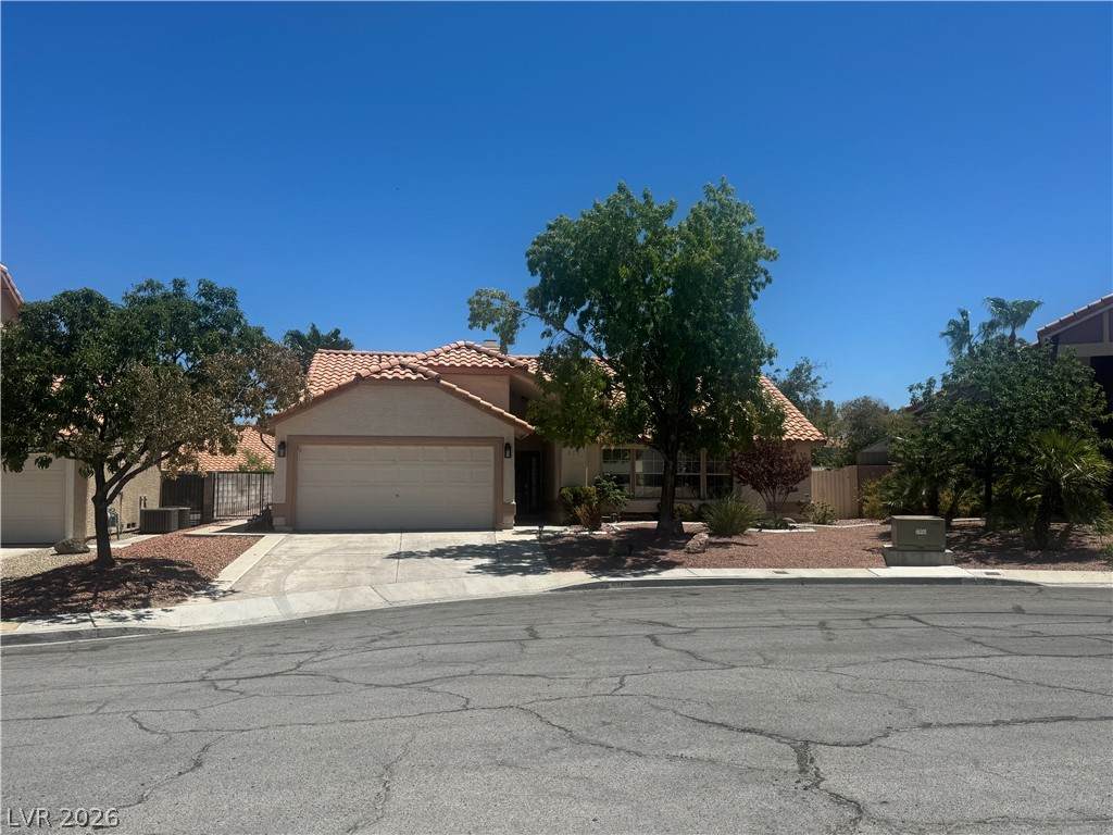 212 Pocahontas Court - Photo 1