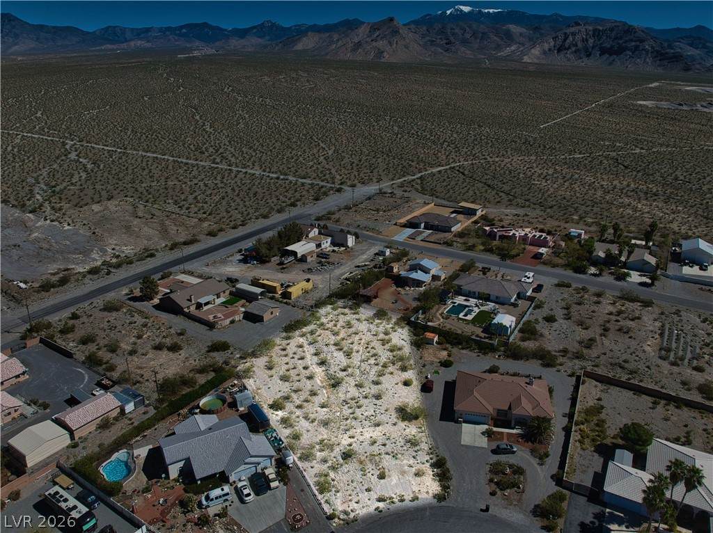 3880 Peschutes Street - Photo 1
