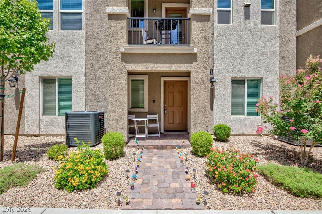 668 Tiarella Lane - Photo 1