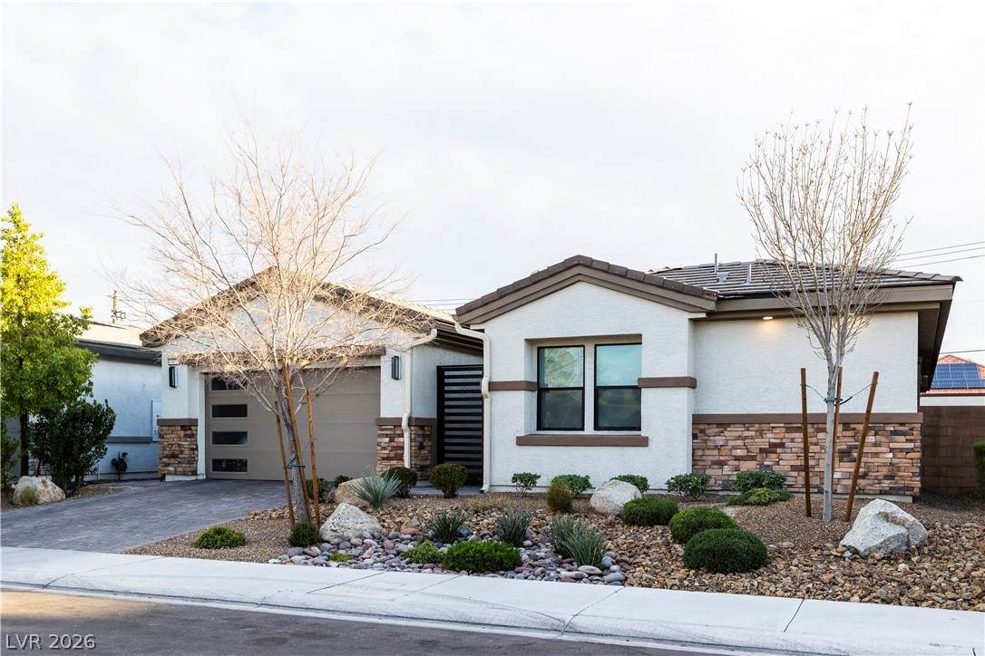 7433 Deschutes Circle - Photo 1