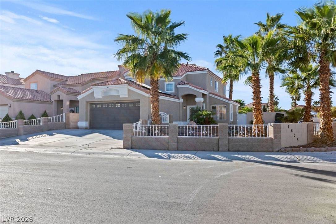 1808 La Villa Drive - Photo 1