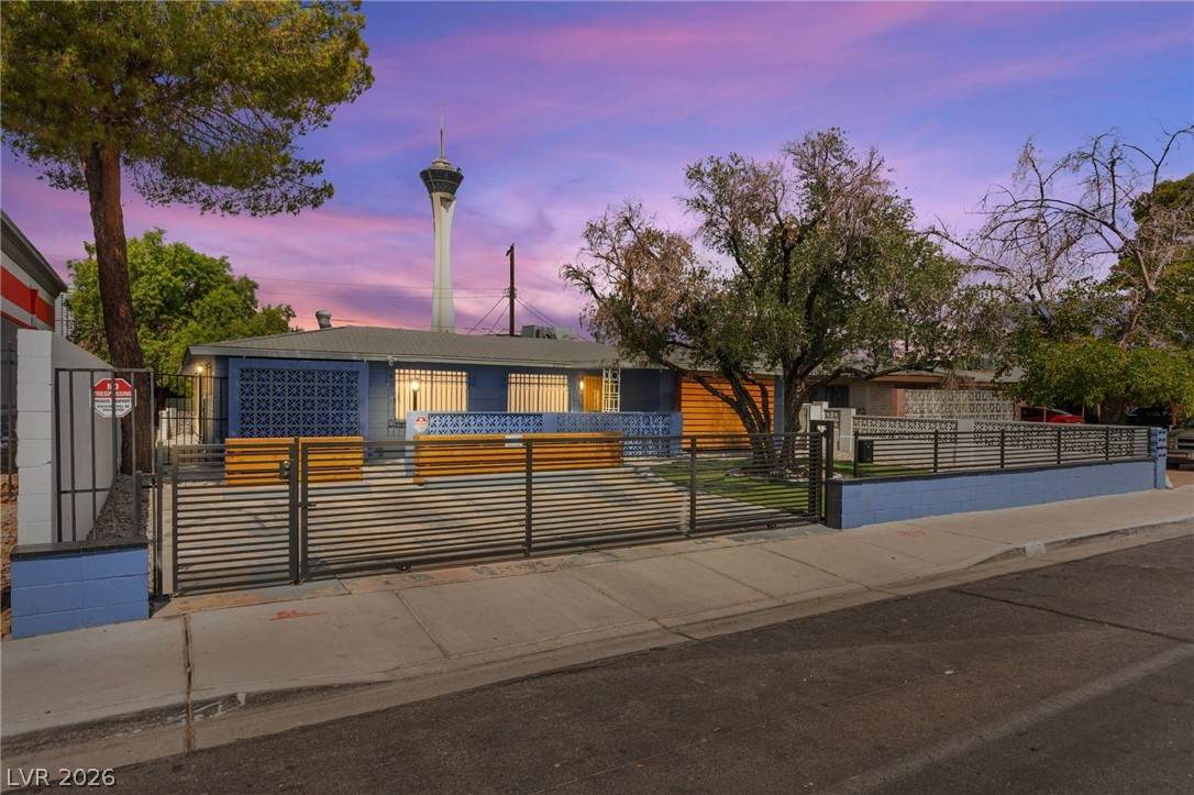 2312 6th Street - Photo 1