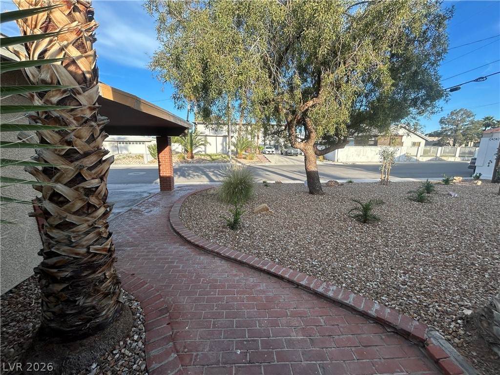 https://bt-photos.global.ssl.fastly.net/vegas/orig_boomver_1_2765960-2.jpg