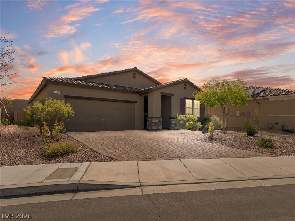 975 Twilight Glow Court - Photo 1