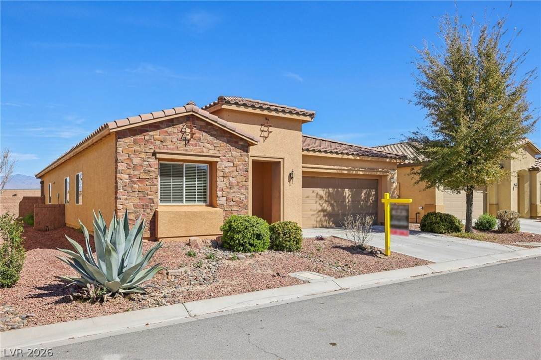 4780 Lorenzo Way - Photo 1