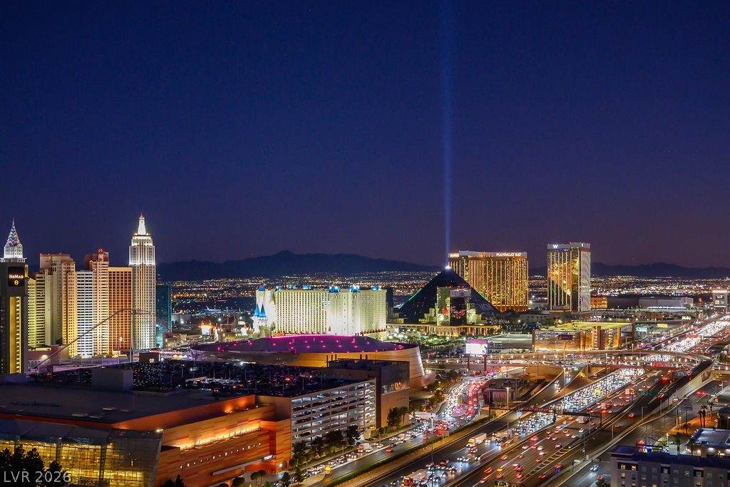 https://bt-photos.global.ssl.fastly.net/vegas/orig_boomver_1_2766415-2.jpg