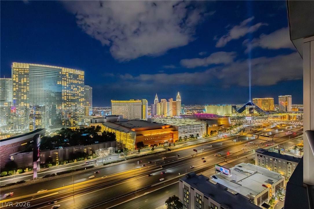 https://bt-photos.global.ssl.fastly.net/vegas/orig_boomver_1_2766940-2.jpg