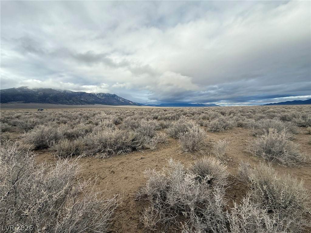 1555 2165 East - Photo 1