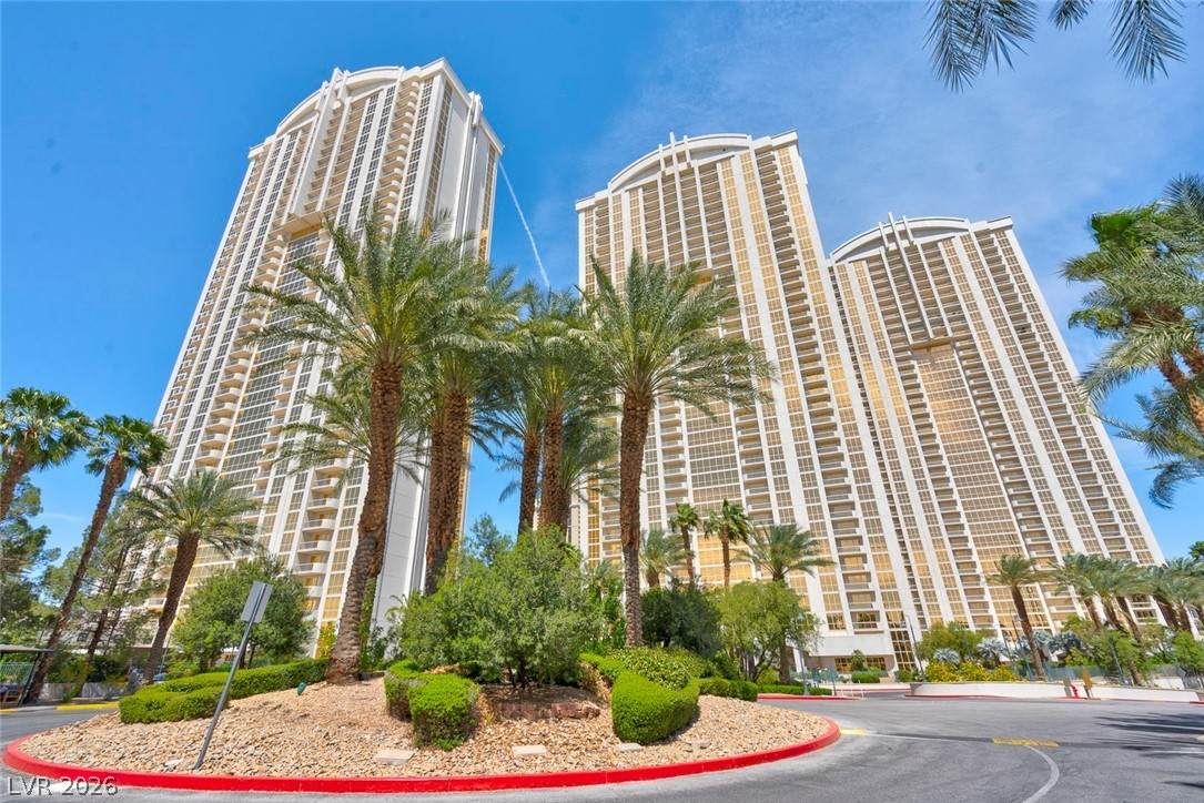 https://bt-photos.global.ssl.fastly.net/vegas/orig_boomver_1_2767319-2.jpg
