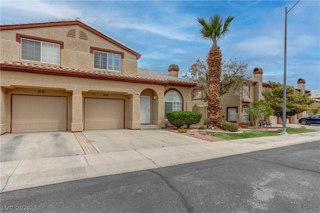 690 Ambling Gait Avenue - Photo 1