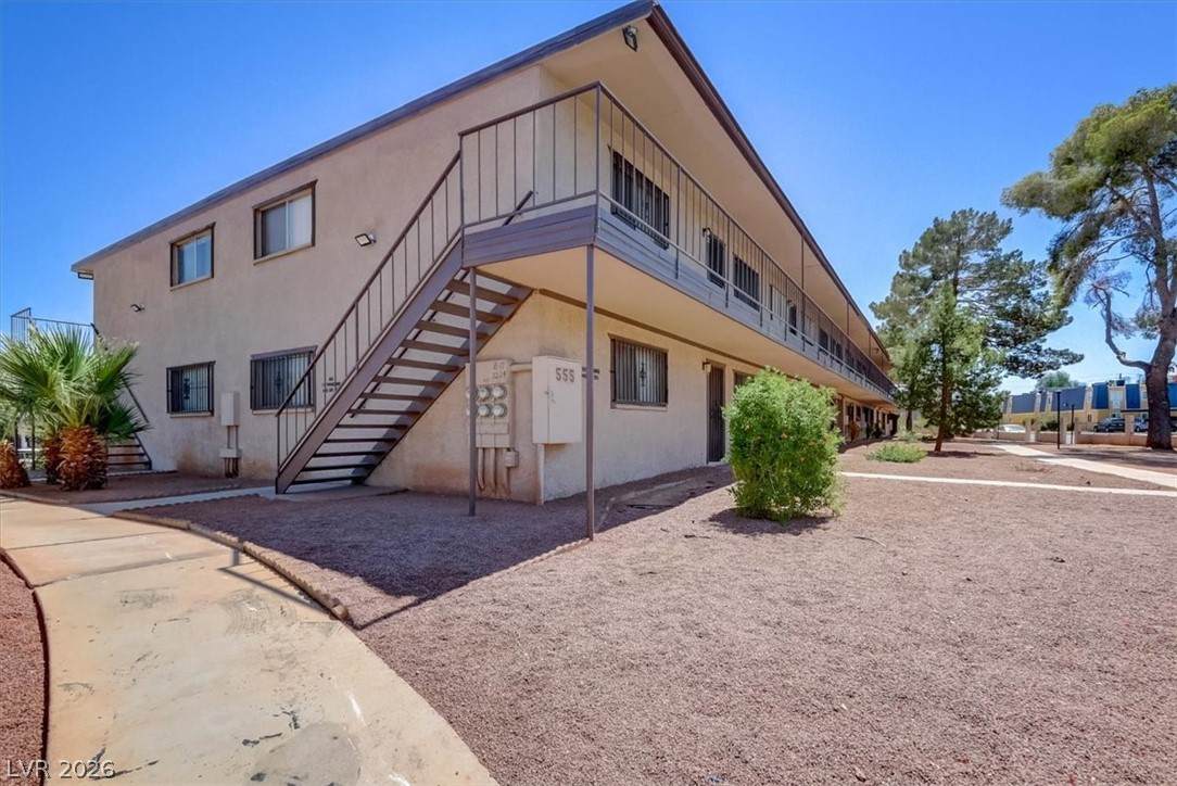 555 Royal Crest Circle - Photo 1