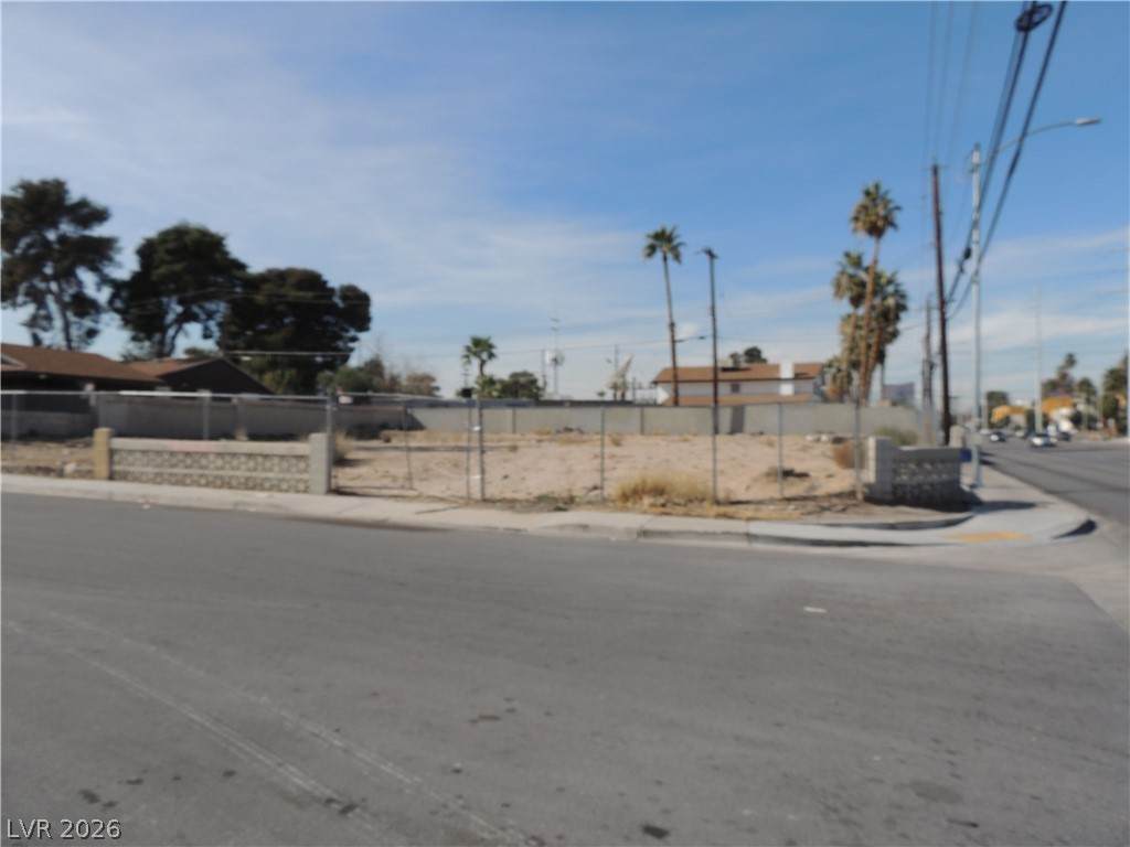 3313 Seneca Drive - Photo 1