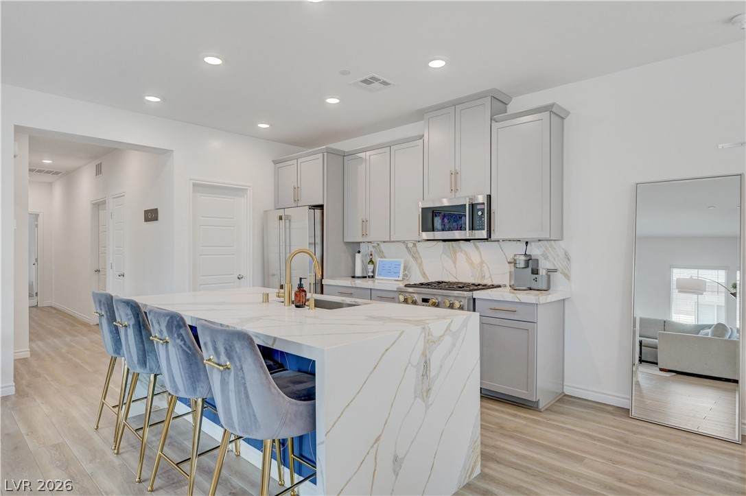 600 Carriage Hill Drive - Photo 1