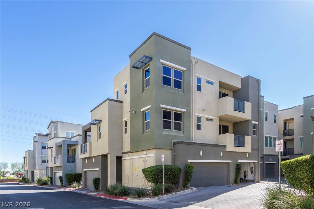 11257 Rainbow Peak Avenue - Photo 1