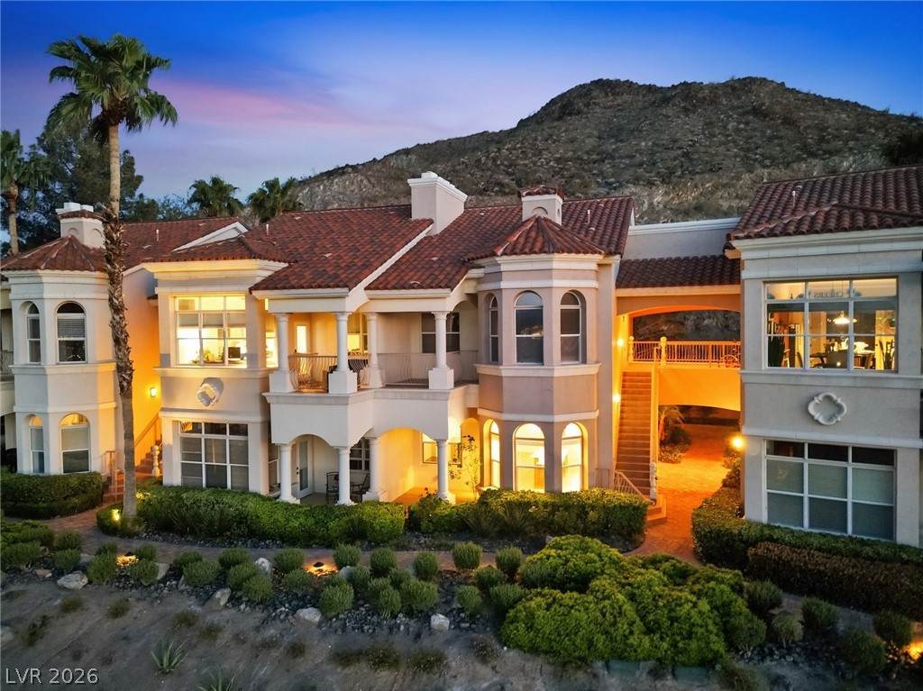 https://bt-photos.global.ssl.fastly.net/vegas/orig_boomver_1_2770403-2.jpg