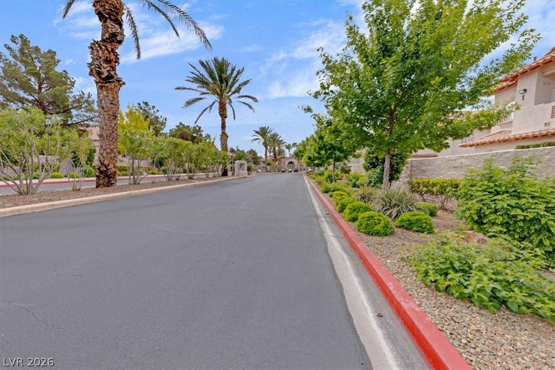 https://bt-photos.global.ssl.fastly.net/vegas/orig_boomver_1_2770516-2.jpg