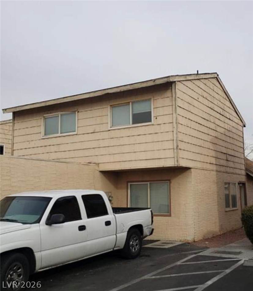 5126 Golden Lane - Photo 1