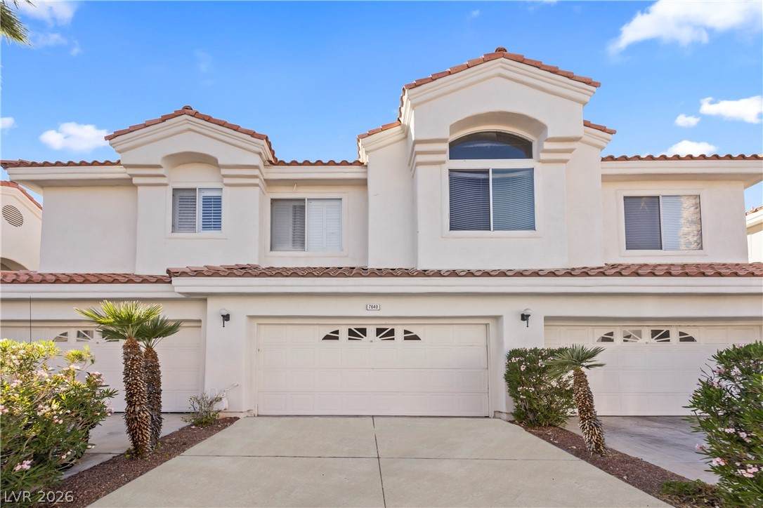 7640 Rolling View Drive - Photo 1