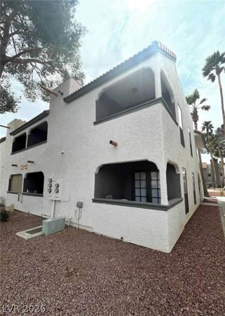 2812 Bluegill Way - Photo 1