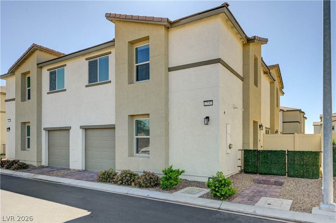 2737 Green Envy Avenue - Photo 1