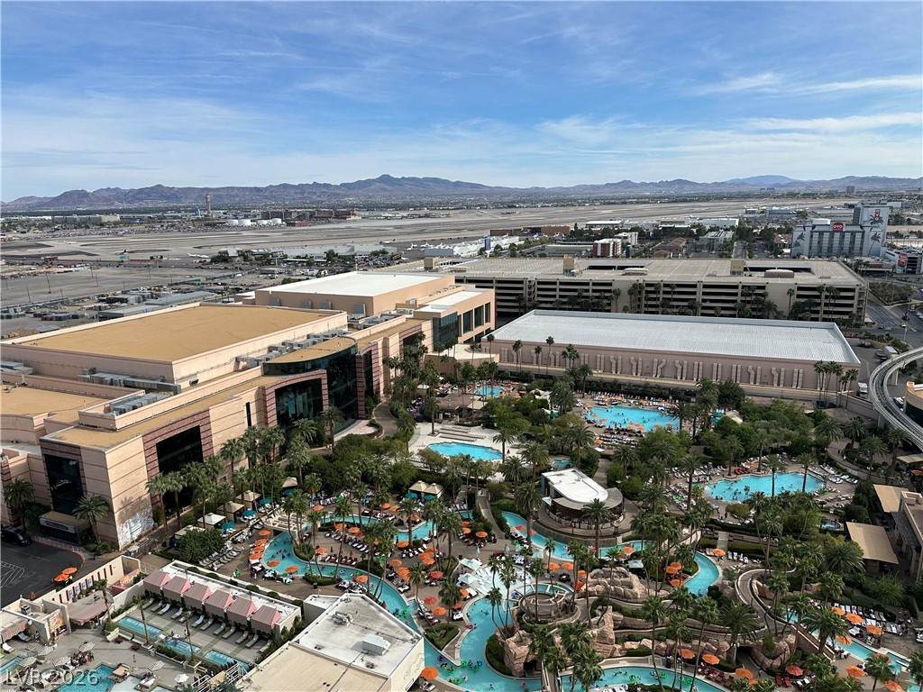 https://bt-photos.global.ssl.fastly.net/vegas/orig_boomver_1_2773528-2.jpg