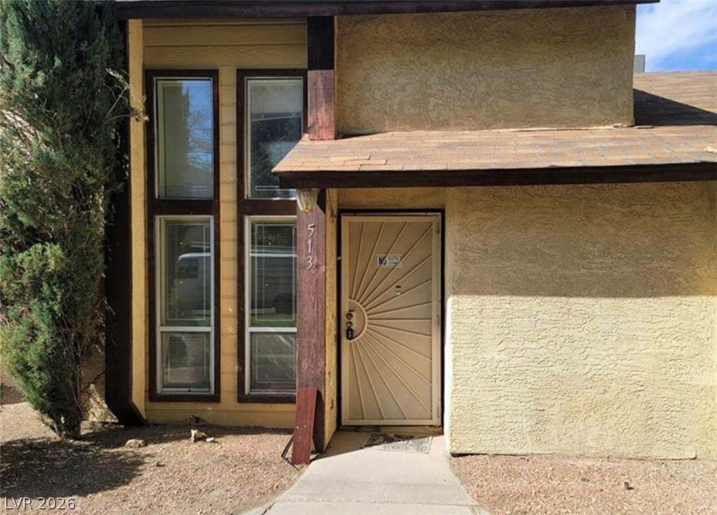 513 Kristin Lane - Photo 1