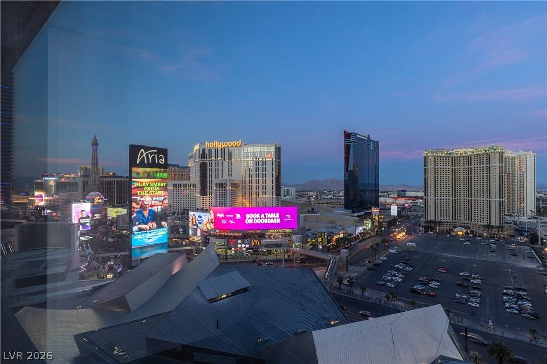 https://bt-photos.global.ssl.fastly.net/vegas/orig_boomver_1_2776215-2.jpg