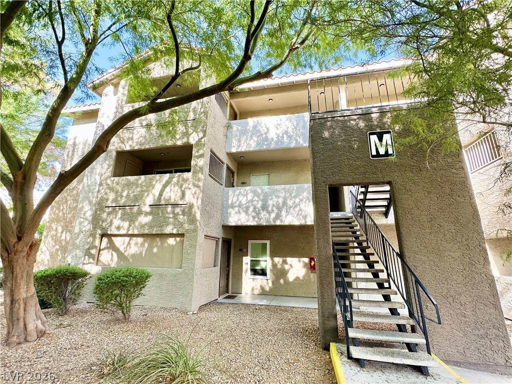 4200 Valley View Boulevard - Photo 1