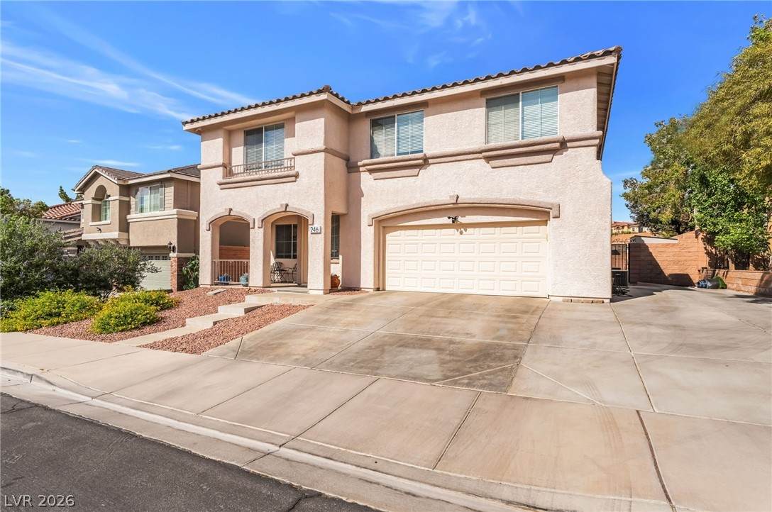 246 Lynbrook Street - Photo 1
