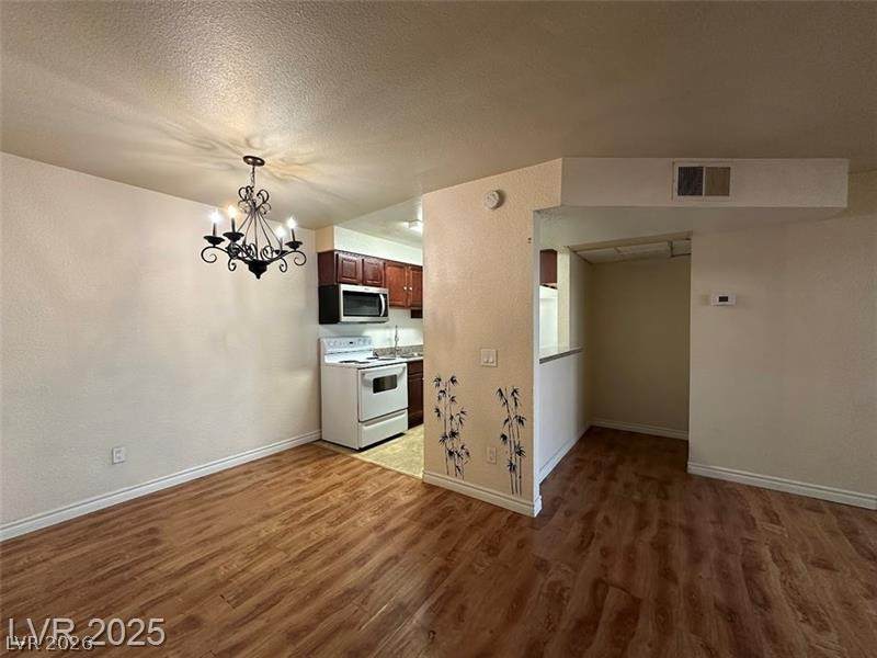 https://bt-photos.global.ssl.fastly.net/vegas/orig_boomver_1_2778347-2.jpg