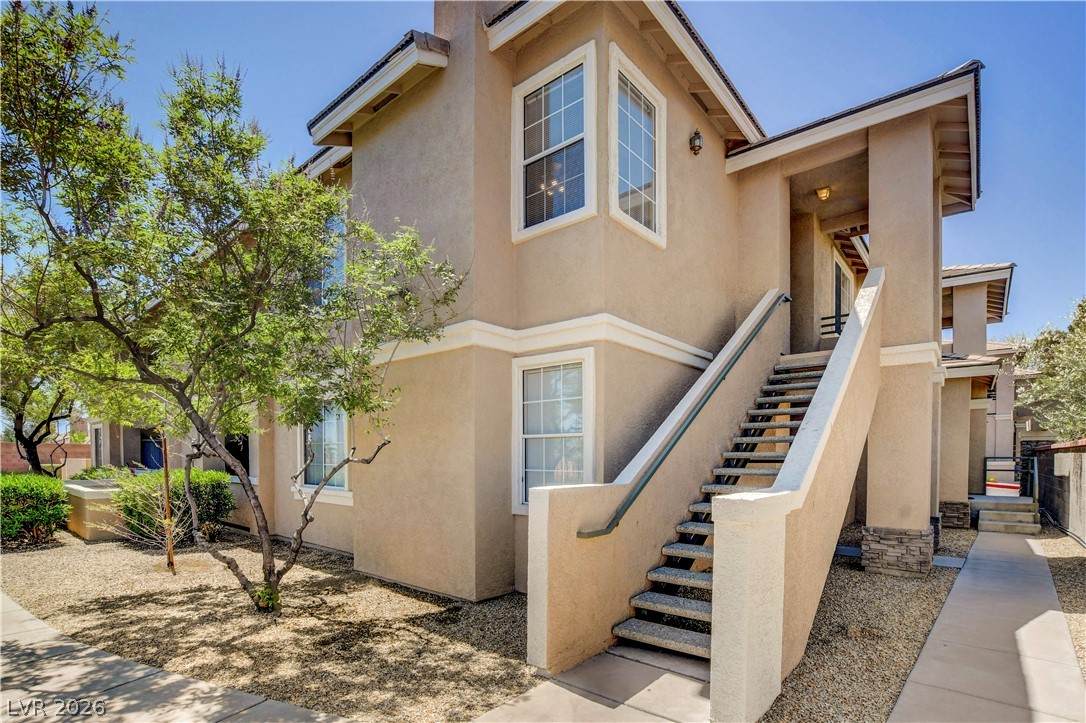 9901 Trailwood Drive - Photo 1