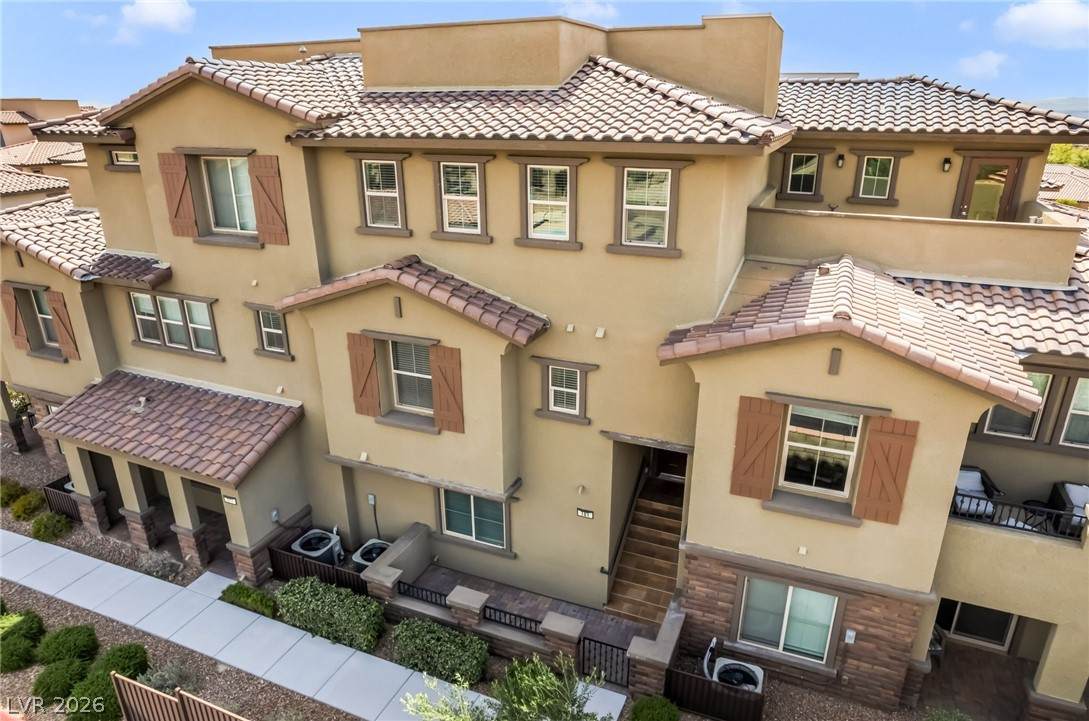 181 Petaluma Valley Drive - Photo 1