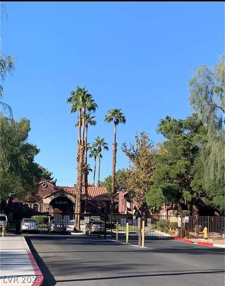 https://bt-photos.global.ssl.fastly.net/vegas/orig_boomver_1_2781755-2.jpg