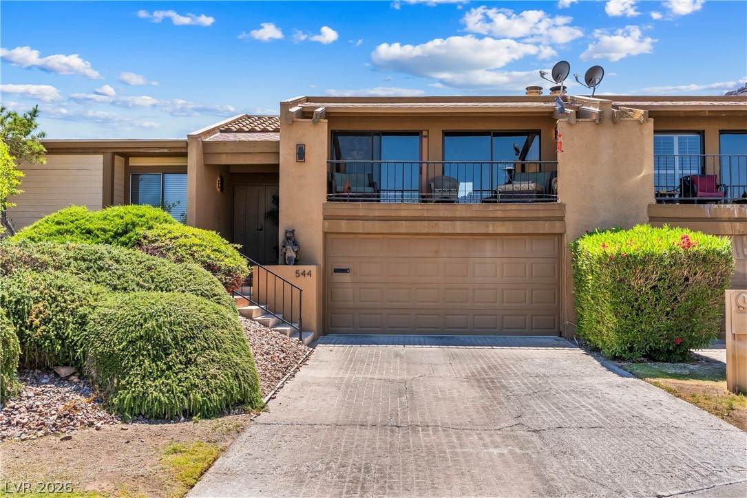 544 Greenbriar Place - Photo 1