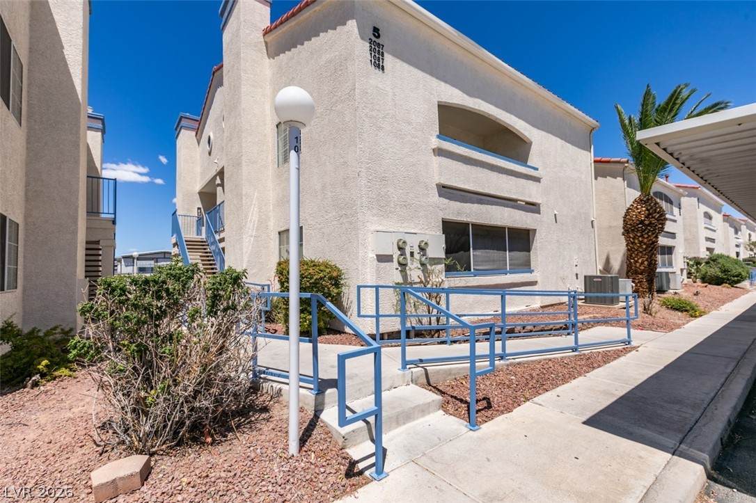 2725 Nellis Boulevard - Photo 1