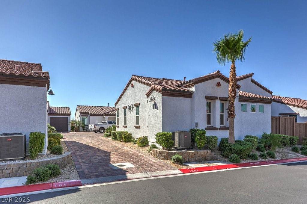 https://bt-photos.global.ssl.fastly.net/vegas/orig_boomver_1_2783693-2.jpg