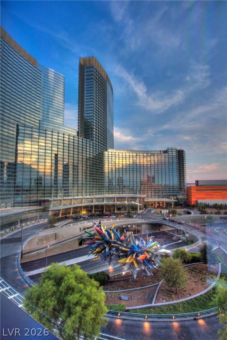 https://bt-photos.global.ssl.fastly.net/vegas/orig_boomver_1_2785859-2.jpg