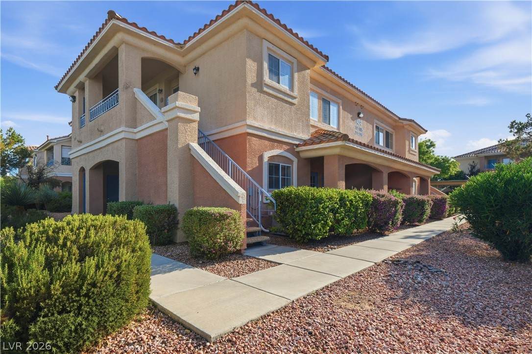 424 Pine Haven Street - Photo 1