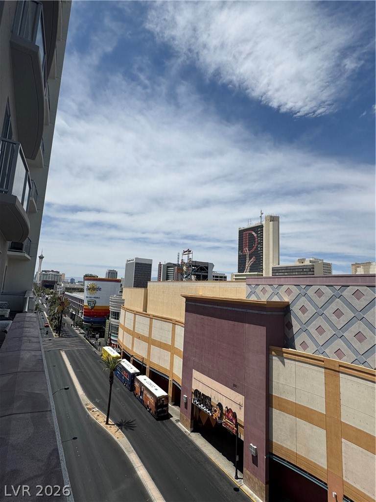 https://bt-photos.global.ssl.fastly.net/vegas/orig_boomver_1_2786079-2.jpg