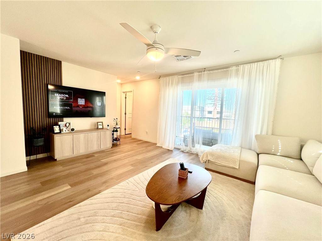 https://bt-photos.global.ssl.fastly.net/vegas/orig_boomver_1_2786603-2.jpg