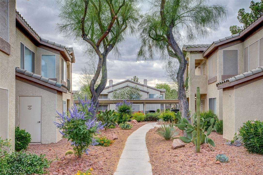 https://bt-photos.global.ssl.fastly.net/vegas/orig_boomver_1_2787562-2.jpg