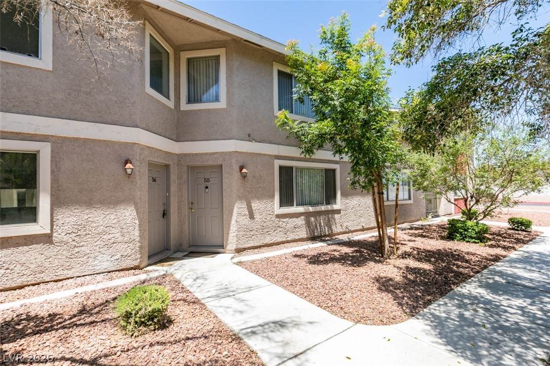 100 Crestline Drive - Photo 1
