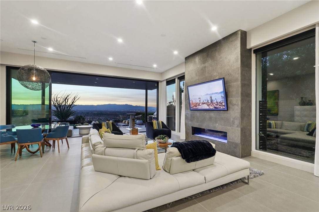 375 Tranquil Peak Court - Photo 1