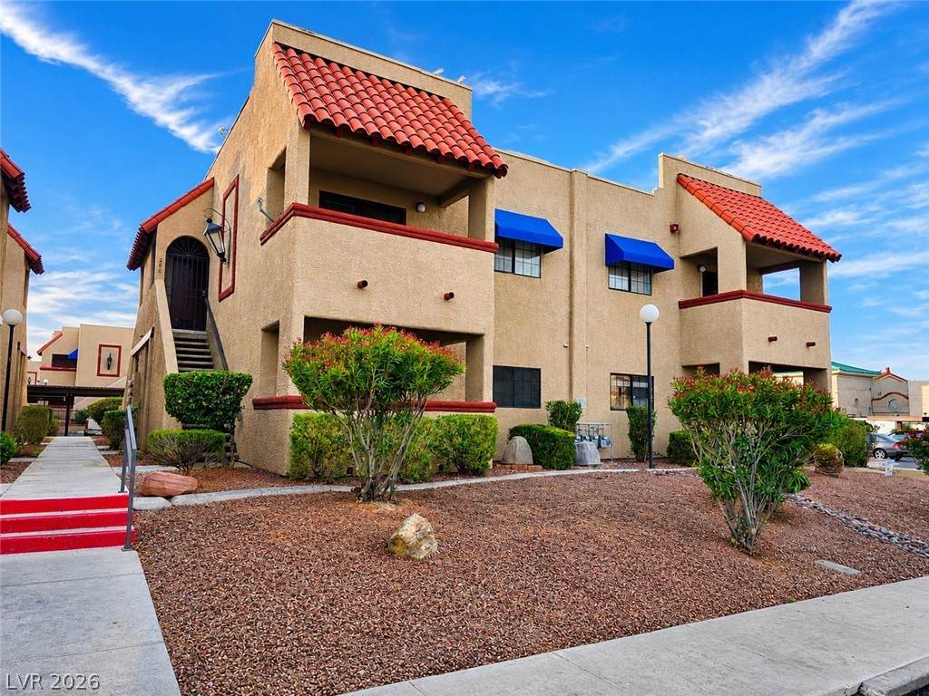 4211 Sanderling Circle - Photo 1