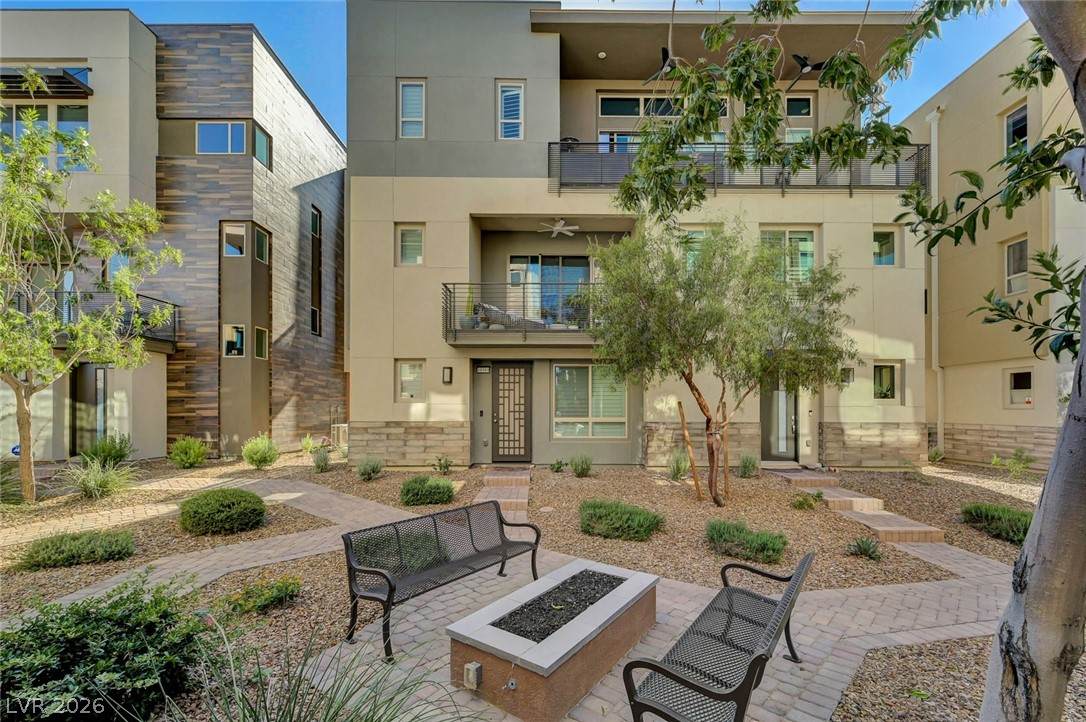 10989 Limeslice Avenue - Photo 1