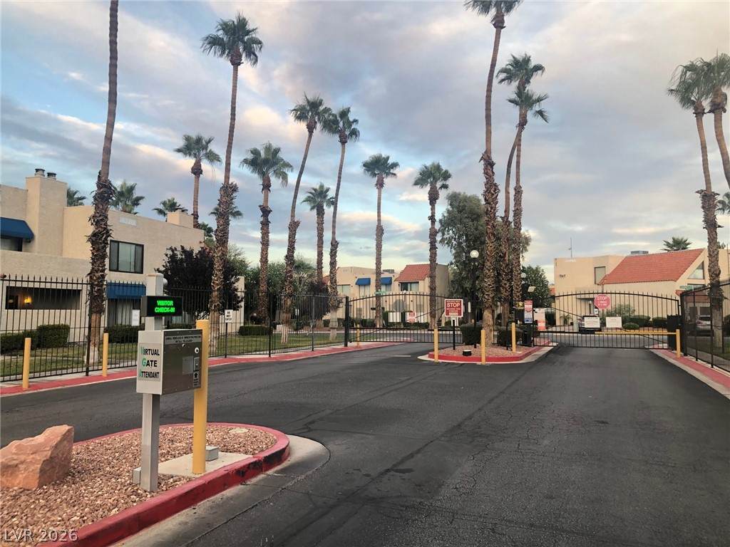 https://bt-photos.global.ssl.fastly.net/vegas/orig_boomver_1_2792069-2.jpg