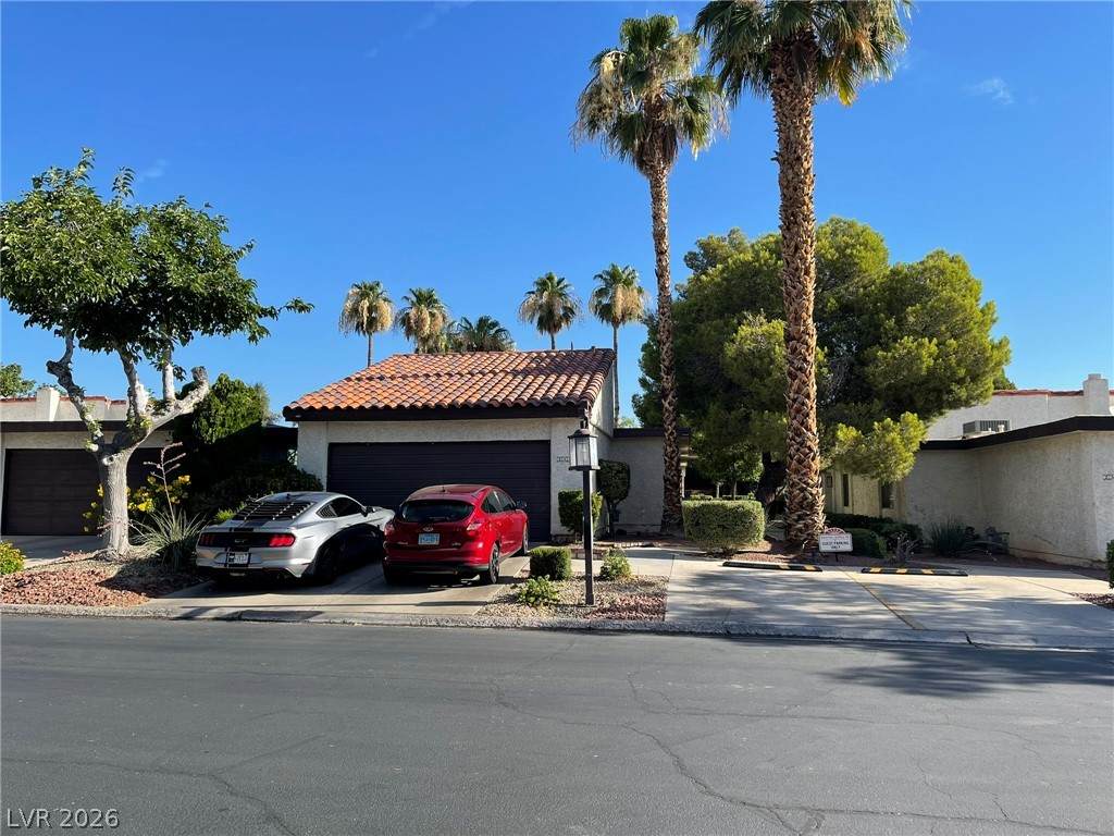 2548 Malabar Avenue - Photo 1