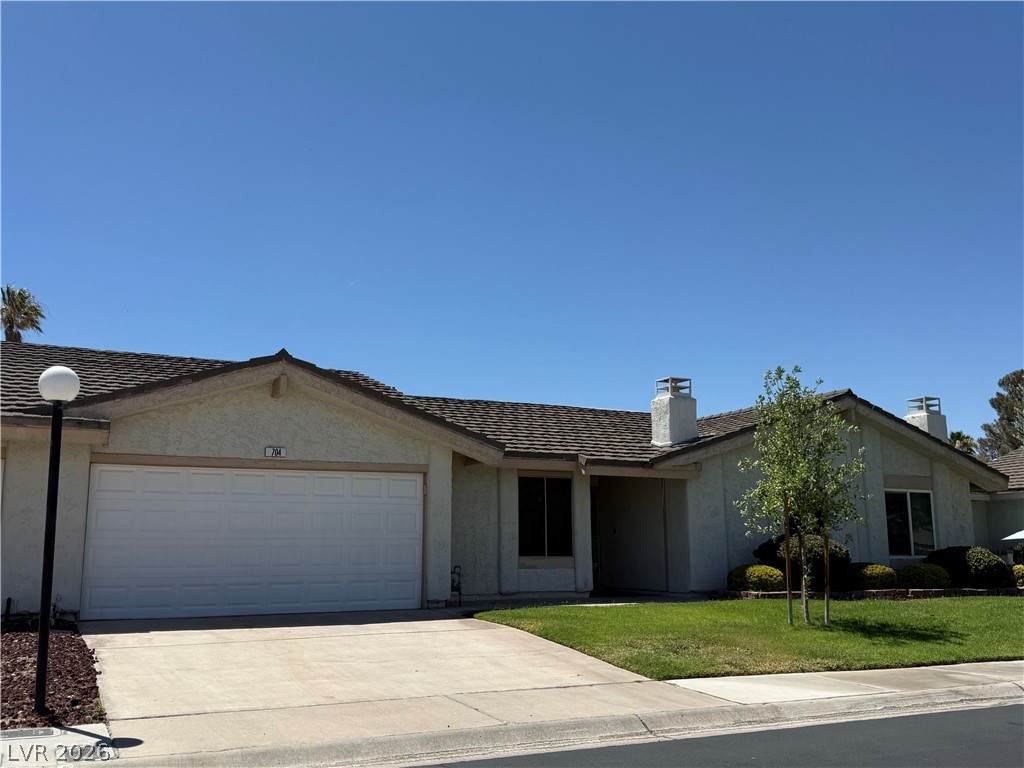 704 Eastview Drive - Photo 1