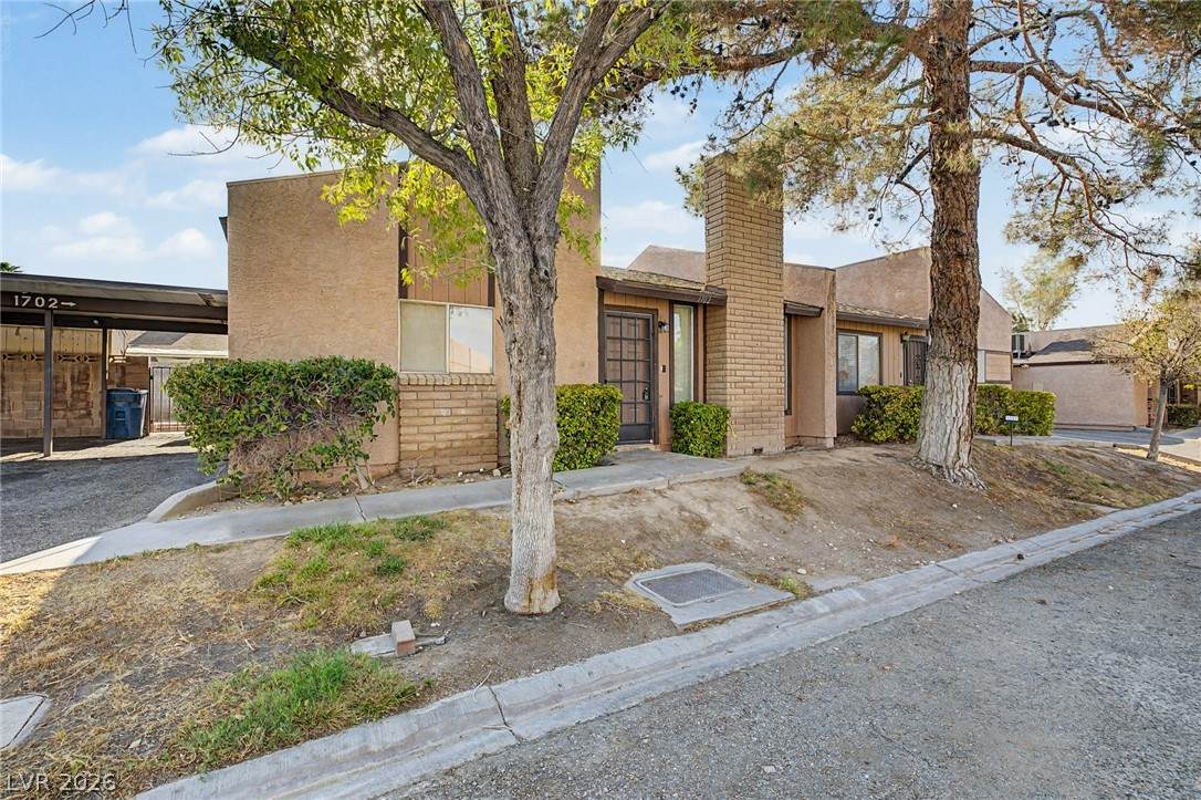 1702 Marathon Drive - Photo 1